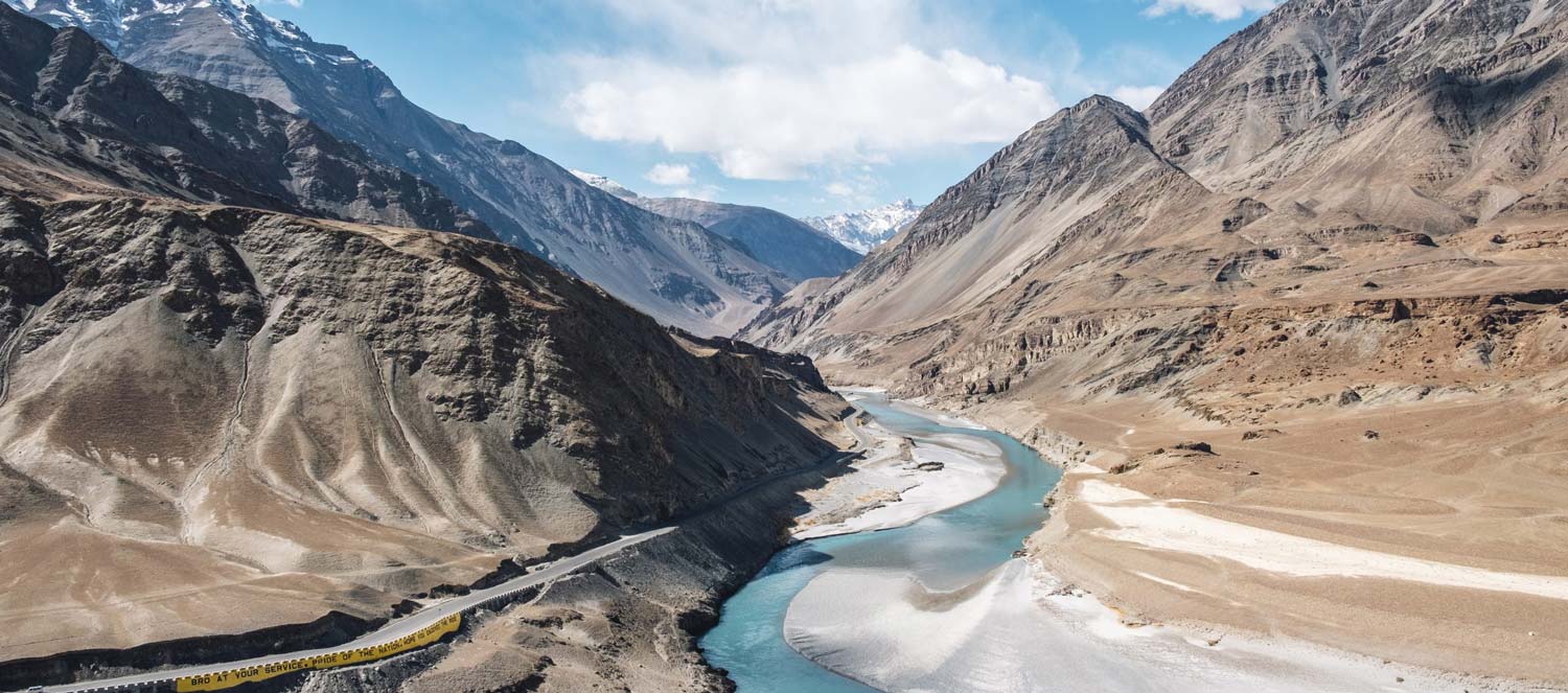 confluence-indus-zanskar-rivers-leh-ladakh-india-scaled